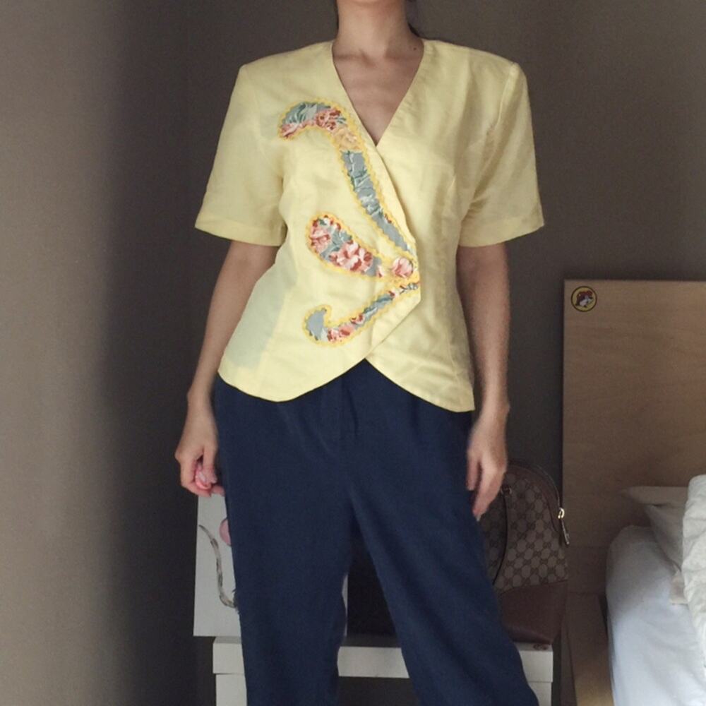 Vintage Pale Yellow Embroidered Wrap Top-CA4